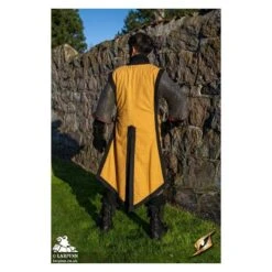 Clement Tabard - Yellow & Black -Larp Inn clement tabard yellow black 4