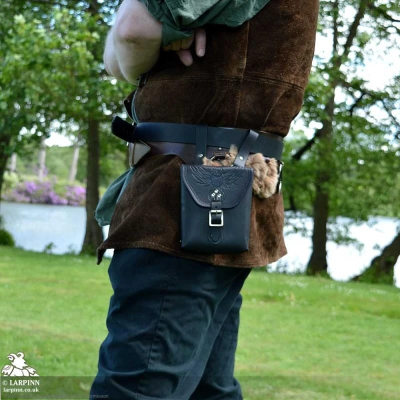 Corym Hootie A6 Leather Pouch - Black 5 Corym Hootie A6 Leather Pouch - Black - Image 3