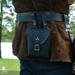 Corym Locko A6 Leather Pouch - Black 9 Corym Locko A6 Leather Pouch - Black -Larp Inn corym locko a6 leather pouch black 3