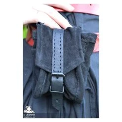 Duke Belt Bag - Small - Single - Black 10 Duke Belt Bag - Small - Single - Black -Larp Inn duke belt bag small single black 1