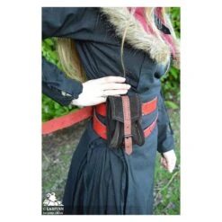 Duke Belt Bag - Small - Single - Brown 10 Duke Belt Bag - Small - Single - Brown -Larp Inn duke belt bag small single brown 3