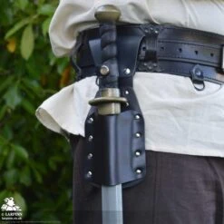 Earl Half Dagger Scabbard With Popper - Black -Larp Inn earl half dagger scabbard with popper black 2