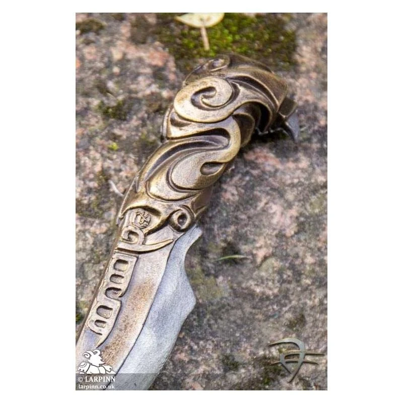 Eldarian Knife - Gold - Coreless LARP Throwing Weapon 4 Eldarian Knife - Gold - Coreless LARP Throwing Weapon - Image 2
