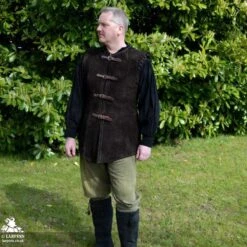 Garen Leather Vest - Short - Brown -Larp Inn garen leather vest short brown 2