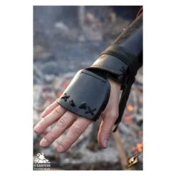 Samurai Bracers - Black -Larp Inn samurai bracers black 4