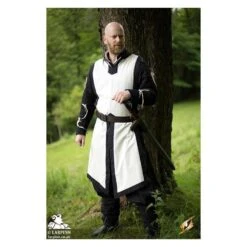 War Tabard - White -Larp Inn war tabard white 3