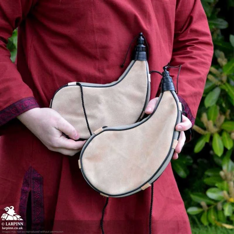 Water Skin / Wineskin - 1.5L 4 Water Skin / Wineskin - 1.5L - Image 2