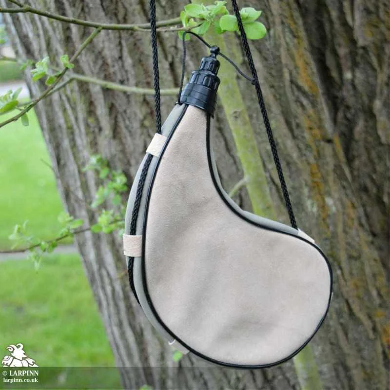 Water Skin / Wineskin - 2L 6 Water Skin / Wineskin - 2L - Image 4